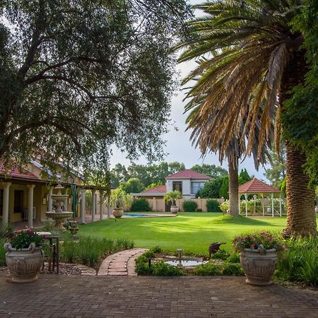 Toscana Estate Μπλουμφοντέιν Εξωτερικό φωτογραφία