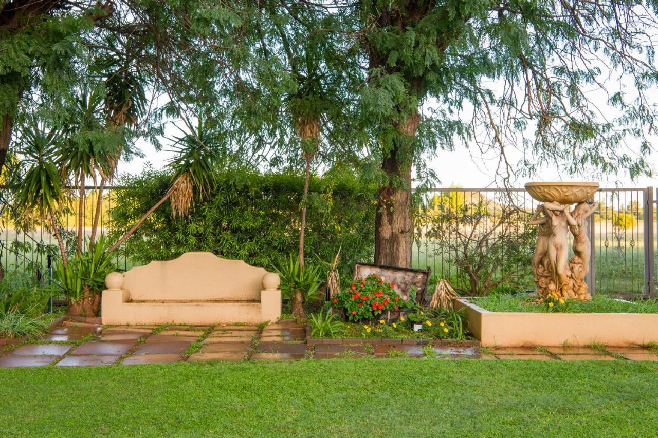 Toscana Estate Μπλουμφοντέιν Εξωτερικό φωτογραφία